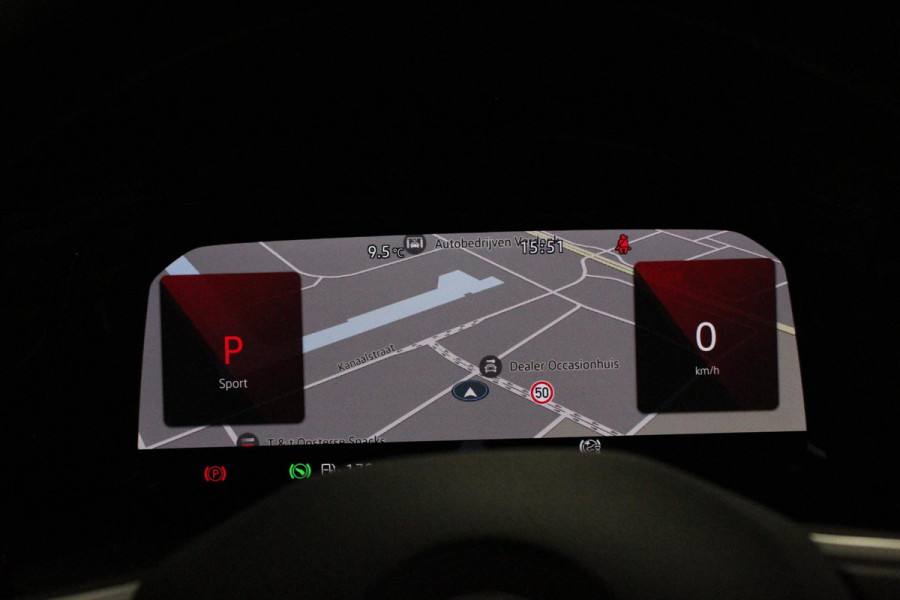 Volkswagen Golf 1.5 eTSI DSG Style 150Pk | Panoramadak | Navigatie | Digitale Cockpit | Adaptive Cruise Control | Lane/Side/Travel Assist | LED Matrix | Camera |