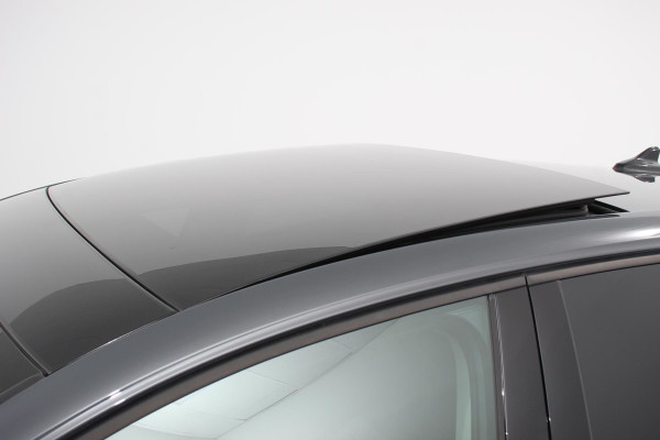 Volkswagen Golf 1.5 eTSI DSG Style 150Pk | Panoramadak | Navigatie | Digitale Cockpit | Adaptive Cruise Control | Lane/Side/Travel Assist | LED Matrix | Camera |