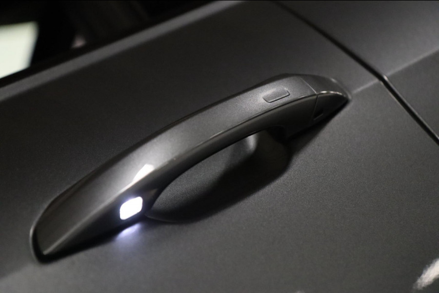 Audi A6 Avant 45 TFSI 3x S Line Competition / PANO / ACC / B&O / CAMERA / KEYLESS / STUUR+STOELVERW