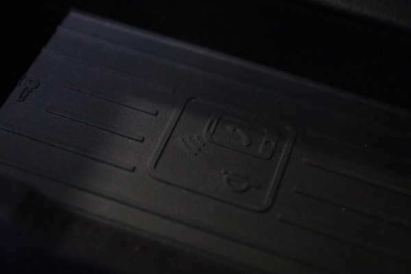 Audi A6 Avant 45 TFSI 3x S Line Competition / PANO / ACC / B&O / CAMERA / KEYLESS / STUUR+STOELVERW