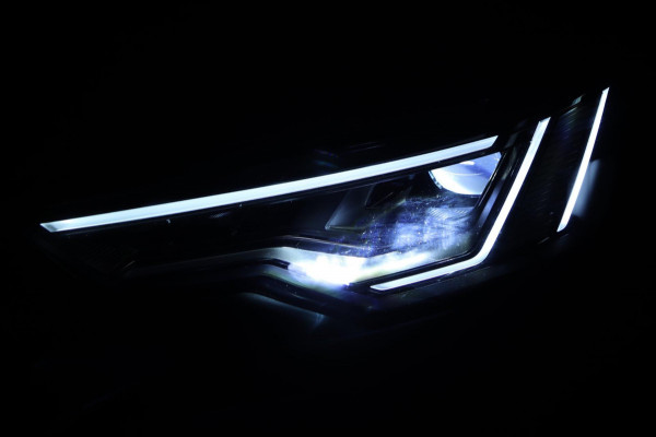 Audi A6 Avant 45 TFSI 3x S Line Competition / PANO / ACC / B&O / CAMERA / KEYLESS / STUUR+STOELVERW