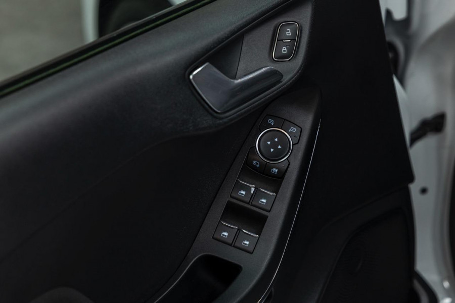 Ford Fiesta 1.5 EcoBoost ST-3 Full|Pano|Cruise|Navi