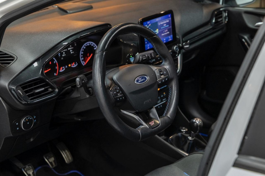 Ford Fiesta 1.5 EcoBoost ST-3 Full|Pano|Cruise|Navi