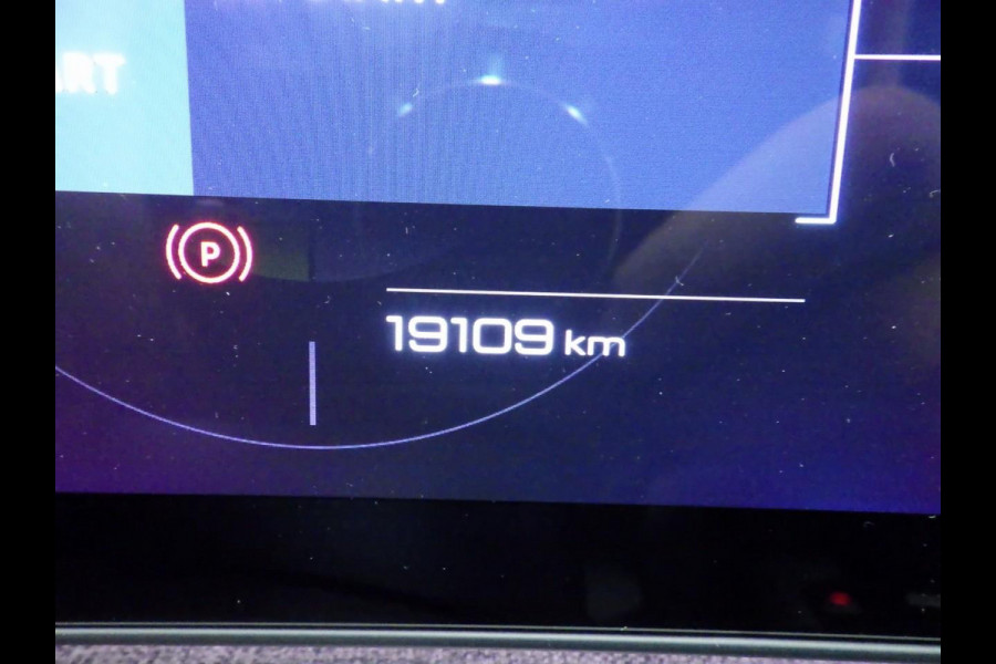 Peugeot E-5008 GT Avantage 73 kWh Panoramadak | Leder interieur