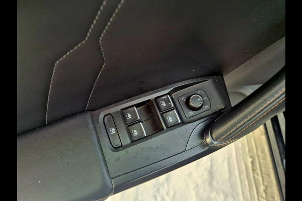 CUPRA Formentor 1.5 TSI Business Edition camera digi dashboard