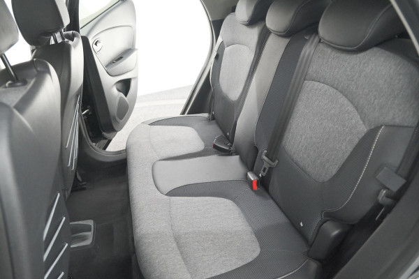 Renault Captur TCe 130 Intens | Camera | Navigatie | Parkeersensoren | Climate Control