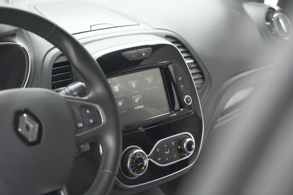 Renault Captur TCe 130 Intens | Camera | Navigatie | Parkeersensoren | Climate Control