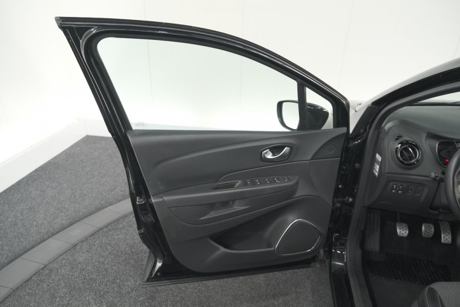 Renault Captur TCe 130 Intens | Camera | Navigatie | Parkeersensoren | Climate Control