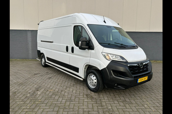 Opel Movano 2.2D 120 L3H2 NWE Model Camera Cruise-Control EURO6.3 Elek.Ramen SchuifdeurRechts VolledigTussenschot Edition Sidebars Treeplank Dab Bluetooth Airco Elek.Spiegels DealerOnderhouden 6-Versn. 2500 kg trekvermogen