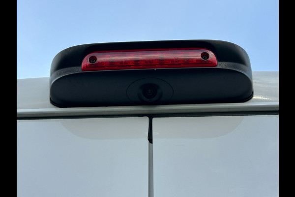 Opel Movano 2.2D 120 L3H2 NWE Model Camera Cruise-Control EURO6.3 Elek.Ramen SchuifdeurRechts VolledigTussenschot Edition Sidebars Treeplank Dab Bluetooth Airco Elek.Spiegels DealerOnderhouden 6-Versn. 2500 kg trekvermogen