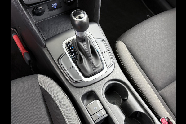 Hyundai Kona 1.6I HEV AUT-6 141pk Adap.Cruise Trekhaak HUD Camera Android Apple Carplay Navi Bordherkenning PDC Fashion Keyless Head-Up-Display Lane-Assist+ACC ESP Mild Hybride Priv.Glass Botsing waarsch syst Dodehoek-assistent