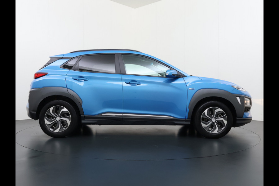 Hyundai Kona 1.6I HEV AUT-6 141pk Adap.Cruise Trekhaak HUD Camera Android Apple Carplay Navi Bordherkenning PDC Fashion Keyless Head-Up-Display Lane-Assist+ACC ESP Mild Hybride Priv.Glass Botsing waarsch syst Dodehoek-assistent