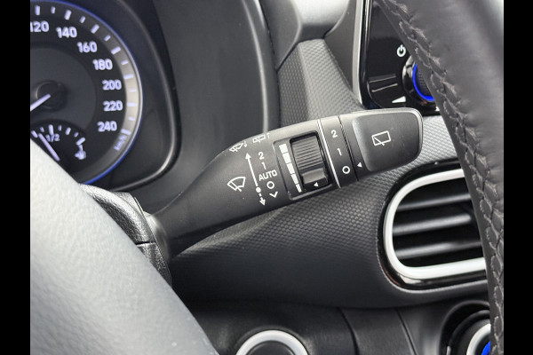 Hyundai Kona 1.6I HEV AUT-6 141pk Adap.Cruise Trekhaak HUD Camera Android Apple Carplay Navi Bordherkenning PDC Fashion Keyless Head-Up-Display Lane-Assist+ACC ESP Mild Hybride Priv.Glass Botsing waarsch syst Dodehoek-assistent