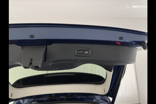 Lynk & Co 01 1.5 (Plug-In) (INCL-BTW) Aut. *PANO | FULL-LED | ADAPTIVE-CRUISE | MICROFIBRE | BLIND-SPOT | MEMORY-PACK | DIGI-COCKPIT | HEATED-SPORTSEATS | TOPVIEW | KEYLESS | DAB+ | NAVI-FULLMAP |  ECC | AMBIENT-LIGHT