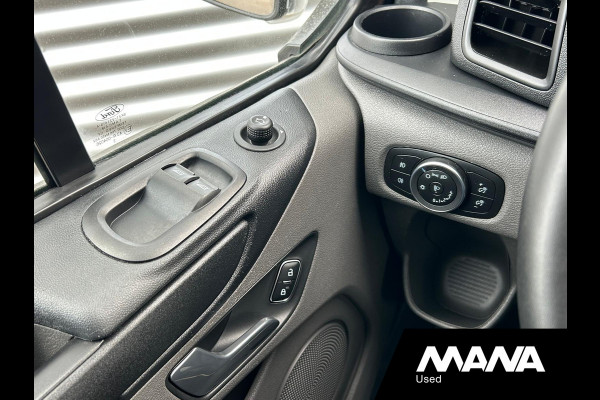 Ford Transit Custom 320 2.0TDCI 130PK L2H1 Automaat Trend DC Airco Trekhaak 6 Zits Cruise Carplay
