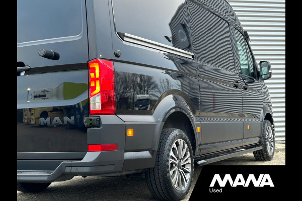 MAN TGE 3.140 L3H3 Automaat 140PK Zwart Black Lion Cruise control Carplay Camera