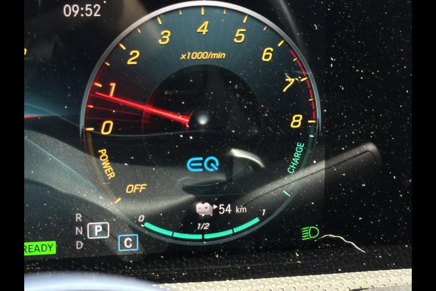 Mercedes-Benz A-Klasse 250 e Business Solution AMG Limited Panoramadak Ambient Widescreen AMG Cruise Camera