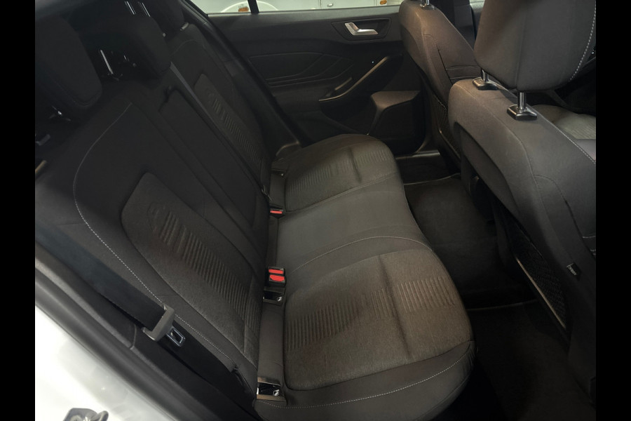 Ford Focus 1.0 EcoBoost Hybrid Active X Business Navi | Clima | Cruise | PDC | Trekhaak