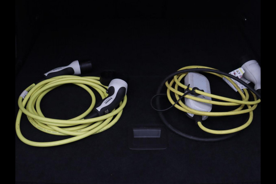 Volkswagen Passat 1.4 TSI PHEV GTE | Nappaleder | Trekhaak | Stoelverwarming | Camera | Massage | Adaptive cruise | Matrix LED | Side Assist | Memory | Carplay | Navigatie | Plug In