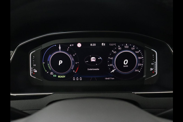 Volkswagen Passat 1.4 TSI PHEV GTE | Nappaleder | Trekhaak | Stoelverwarming | Camera | Massage | Adaptive cruise | Matrix LED | Side Assist | Memory | Carplay | Navigatie | Plug In