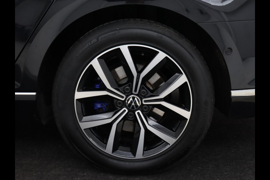 Volkswagen Passat 1.4 TSI PHEV GTE | Nappaleder | Trekhaak | Stoelverwarming | Camera | Massage | Adaptive cruise | Matrix LED | Side Assist | Memory | Carplay | Navigatie | Plug In