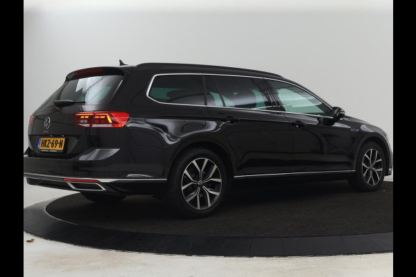 Volkswagen Passat 1.4 TSI PHEV GTE | Nappaleder | Trekhaak | Stoelverwarming | Camera | Massage | Adaptive cruise | Matrix LED | Side Assist | Memory | Carplay | Navigatie | Plug In