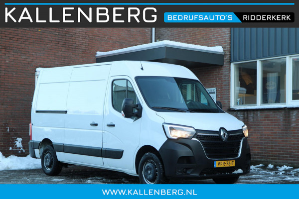 Renault Master T35 2.3 dCi 135PK L2H2 / Trekhaak / Carplay / Navi / 3 zits