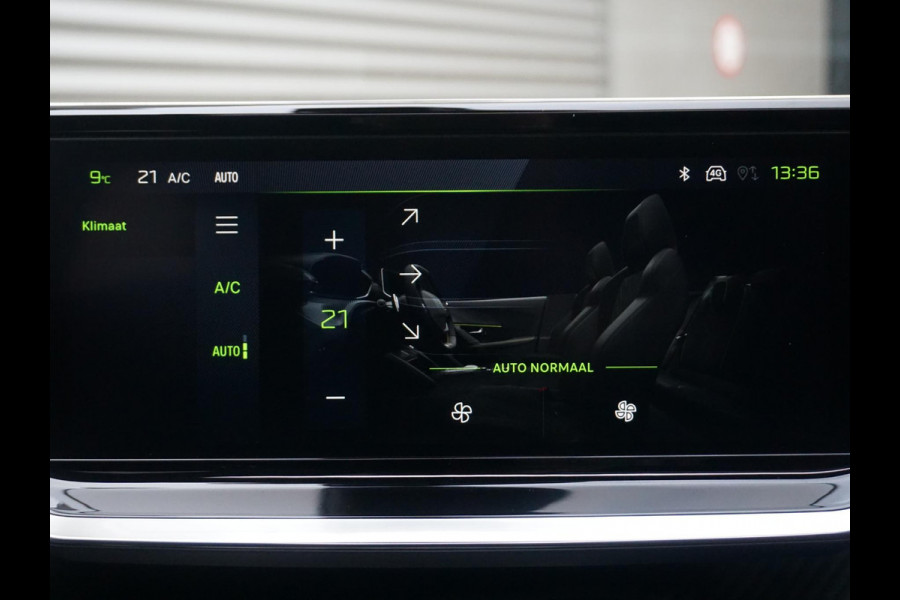 Peugeot 2008 1.2 PureTech 130 GT Panoramadak / Leder Alcantara