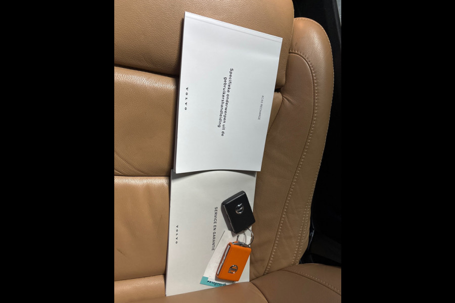Volvo XC40 1.5 T5 Recharge Inscription Navi | Clima | Cruise | Leer | Trekhaak