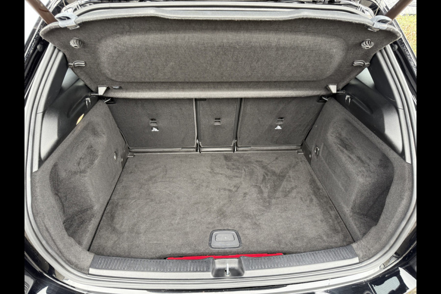 Mercedes-Benz B-Klasse 250 e AMG-Line Night | Matrix LED | Camera | Sfeerverlichting