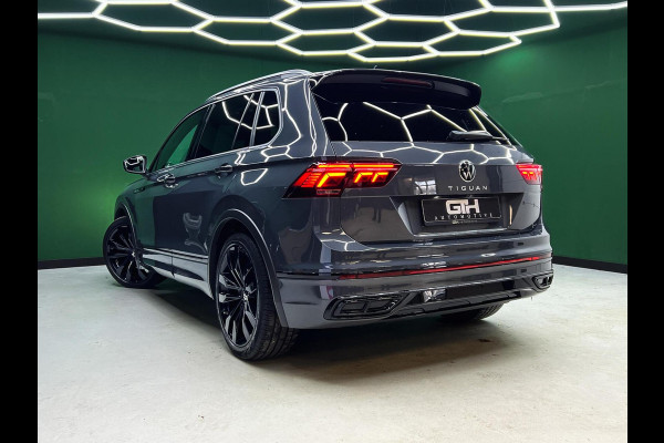 Volkswagen Tiguan 1.5 TSI R-Line Head-up | Pano | Trekhaak