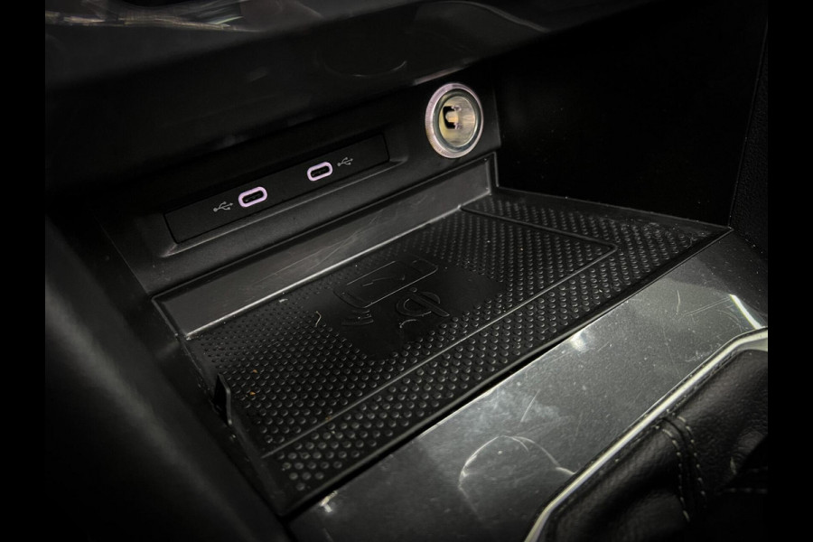 Volkswagen Tiguan 1.5 TSI R-Line Head-up | Pano | Trekhaak