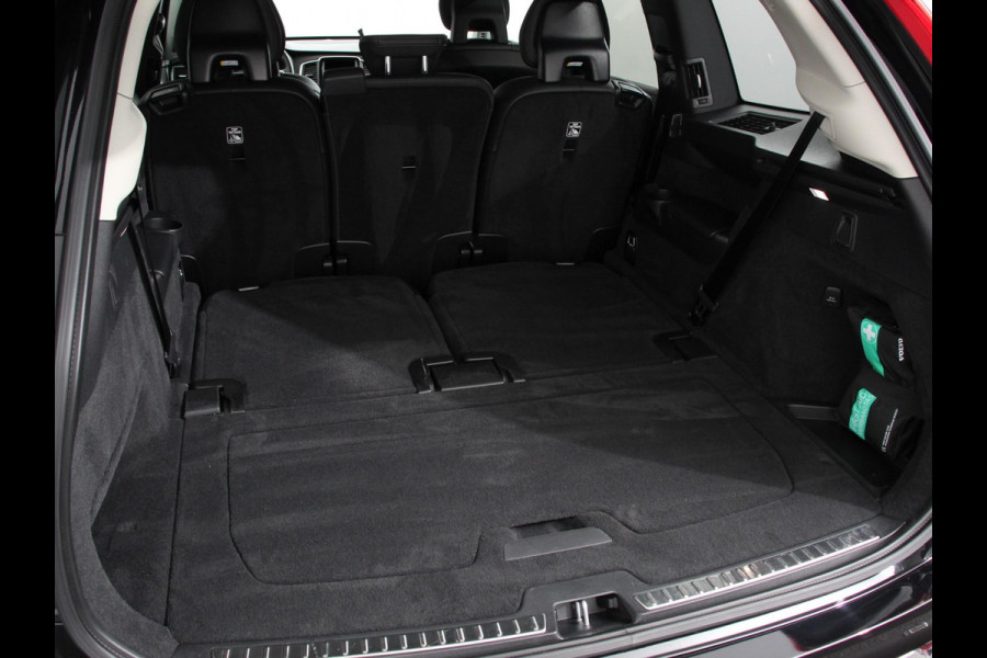 Volvo XC90 2.0 T8 Recharge AWD Inscription Expression 7p | Leder | Navigatie | Camera | Climate Control | Extra Getint Glas | Lichtmetalen Velgen | Electrisch te openen achterklep