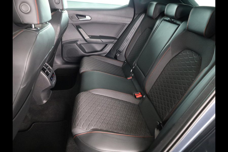 Seat Leon 1.4 TSI eHybrid PHEV FR Business Intense 204pk | Panoramadak | Parkeercamera | Navigatie | 18 inch Lichtmetalen velgen