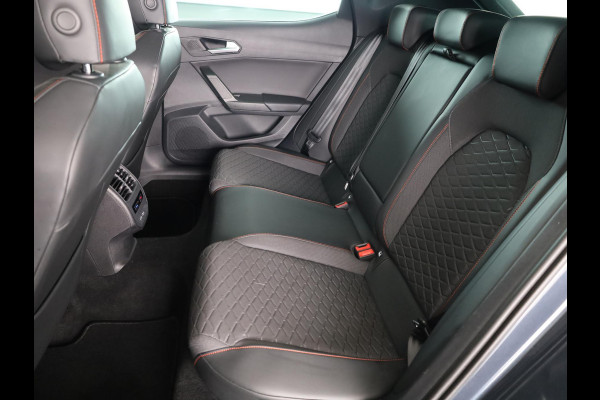 Seat Leon 1.4 TSI eHybrid PHEV FR Business Intense 204pk | Panoramadak | Parkeercamera | Navigatie | 18 inch Lichtmetalen velgen