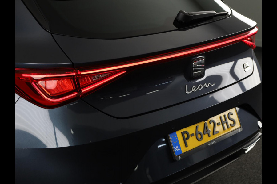 Seat Leon 1.4 TSI eHybrid PHEV FR Business Intense 204pk | Panoramadak | Parkeercamera | Navigatie | 18 inch Lichtmetalen velgen
