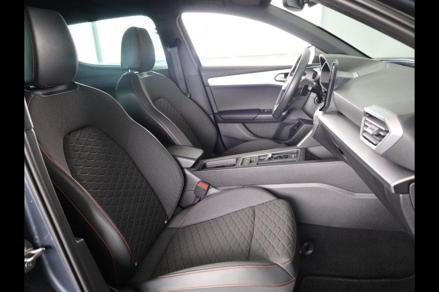 Seat Leon 1.4 TSI eHybrid PHEV FR Business Intense 204pk | Panoramadak | Parkeercamera | Navigatie | 18 inch Lichtmetalen velgen