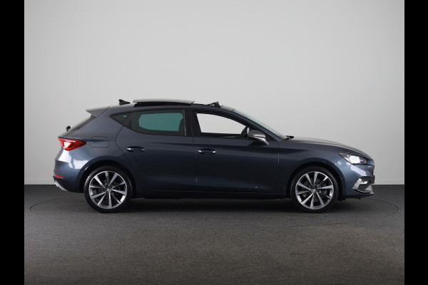 Seat Leon 1.4 TSI eHybrid PHEV FR Business Intense 204pk | Panoramadak | Parkeercamera | Navigatie | 18 inch Lichtmetalen velgen