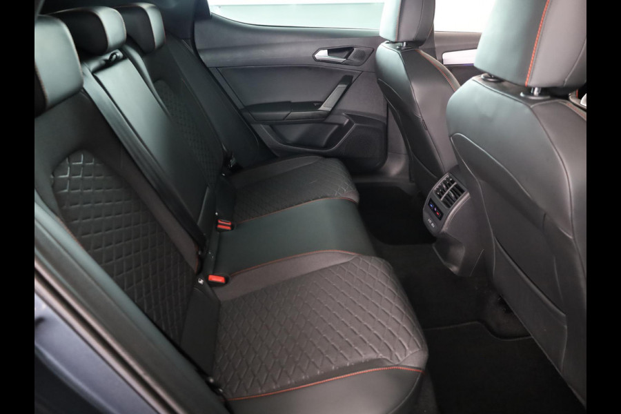 Seat Leon 1.4 TSI eHybrid PHEV FR Business Intense 204pk | Panoramadak | Parkeercamera | Navigatie | 18 inch Lichtmetalen velgen