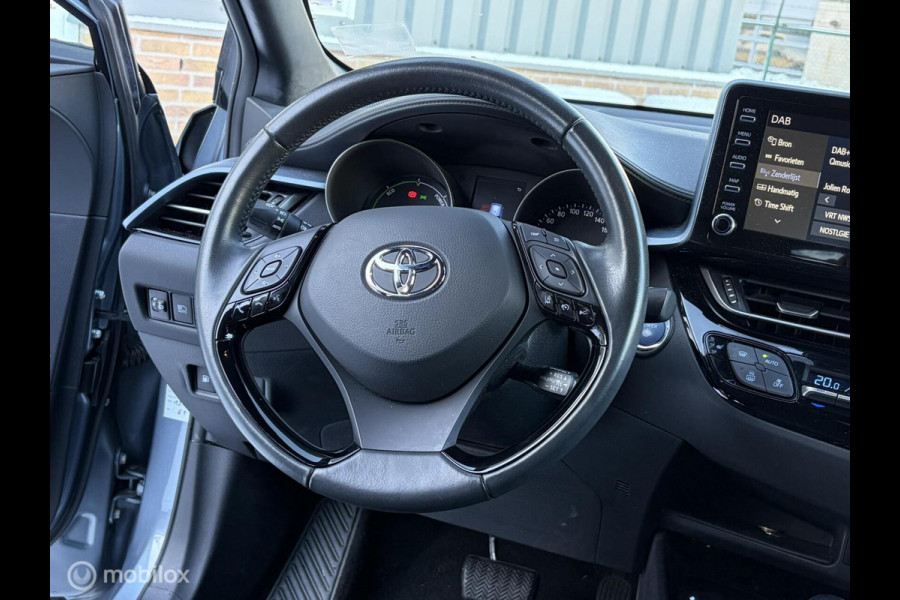 Toyota C-HR 1.8 Hybrid Dynamic FM nav carplay / Clima / Stoelverw. / 18" / 56.860 km!! 1e eig!! Keyless