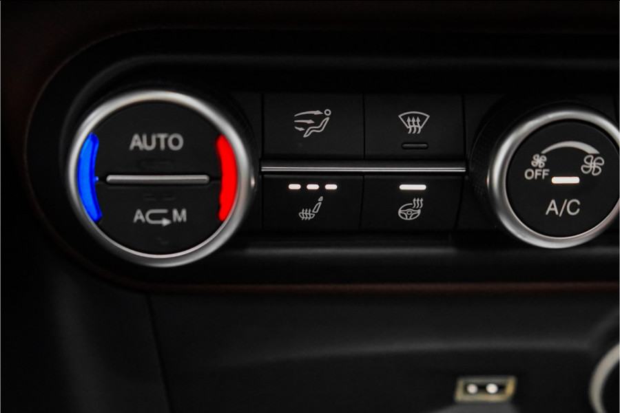 Alfa Romeo Stelvio 2.0 T AWD Super 280PK Leder Pano Camera 20" Q Velgen