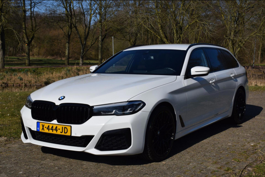 BMW 5 Serie Touring 530i High Executive*M-Pakket*Head-up*20"Inch*92Dkm*2021*
