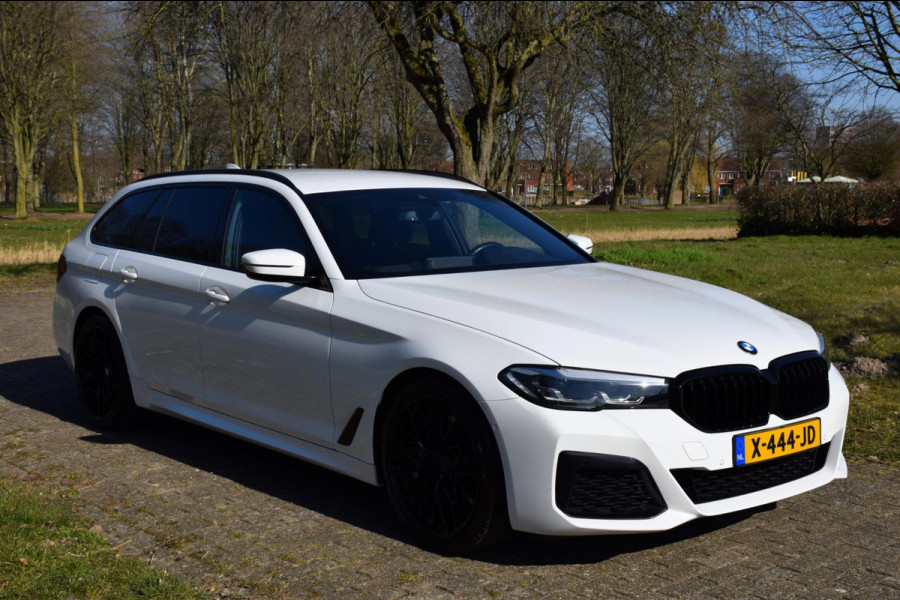 BMW 5 Serie Touring 530i High Executive*M-Pakket*Head-up*20"Inch*92Dkm*2021*