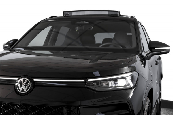 Volkswagen Tayron 1.5 eHybrid 272 PK R-Line Edition | Black Style Pakket | S/K-Panodak | Elek. Trekhaak | IQ. Light | Dig. Cockpit | Adapt. Cruise | Stoel-+Stuurverw. | 360 Camera | NAV+App. Connect | ECC | Elek. Klep | LM 20" | 0080