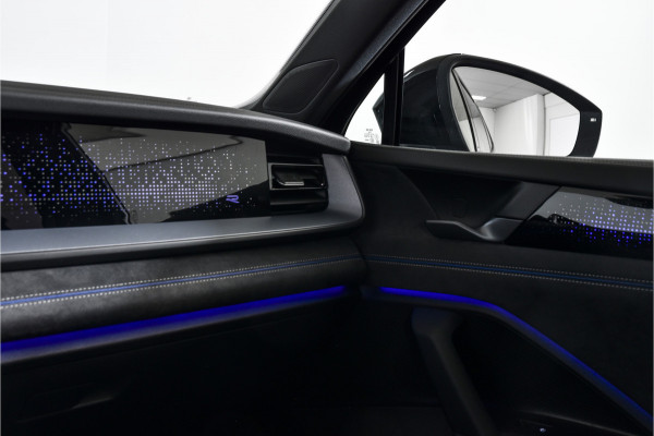Volkswagen Tayron 1.5 eHybrid 272 PK R-Line Edition | Black Style Pakket | S/K-Panodak | Elek. Trekhaak | IQ. Light | Dig. Cockpit | Adapt. Cruise | Stoel-+Stuurverw. | 360 Camera | NAV+App. Connect | ECC | Elek. Klep | LM 20" | 0080