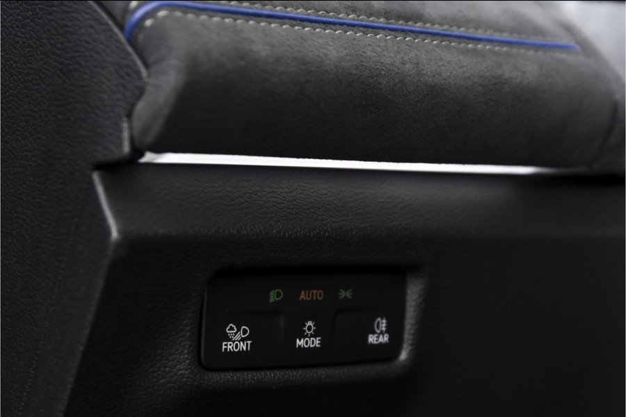 Volkswagen Tayron 1.5 eHybrid 272 PK R-Line Edition | Black Style Pakket | S/K-Panodak | Elek. Trekhaak | IQ. Light | Dig. Cockpit | Adapt. Cruise | Stoel-+Stuurverw. | 360 Camera | NAV+App. Connect | ECC | Elek. Klep | LM 20" | 0080