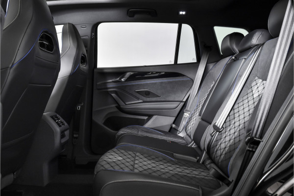 Volkswagen Tayron 1.5 eHybrid 272 PK R-Line Edition | Black Style Pakket | S/K-Panodak | Elek. Trekhaak | IQ. Light | Dig. Cockpit | Adapt. Cruise | Stoel-+Stuurverw. | 360 Camera | NAV+App. Connect | ECC | Elek. Klep | LM 20" | 0080