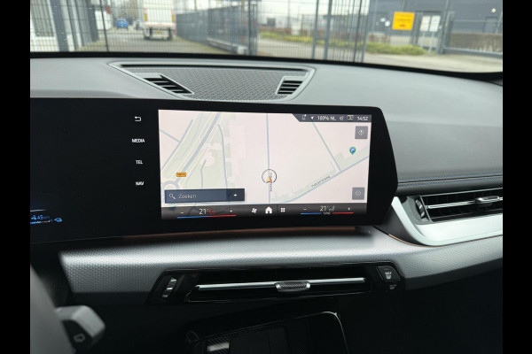 BMW X1 xDrive25e M SPORT TREKHAAK PANO