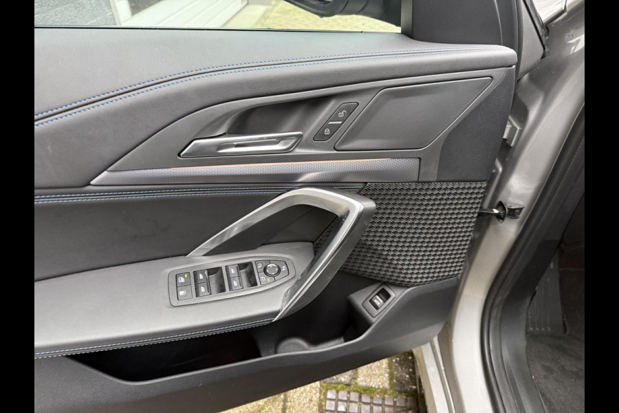 BMW X1 xDrive25e M SPORT TREKHAAK PANO