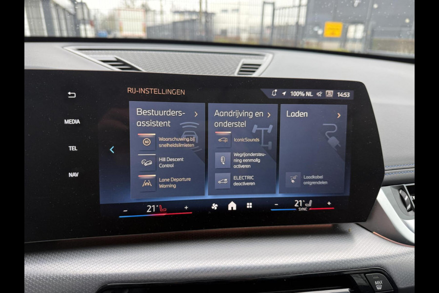 BMW X1 xDrive25e M SPORT TREKHAAK PANO